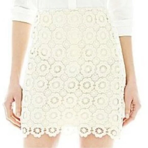 Joe Fresh Dresses & Skirts - Joe Fresh White Crochet Lace Mini Skirt